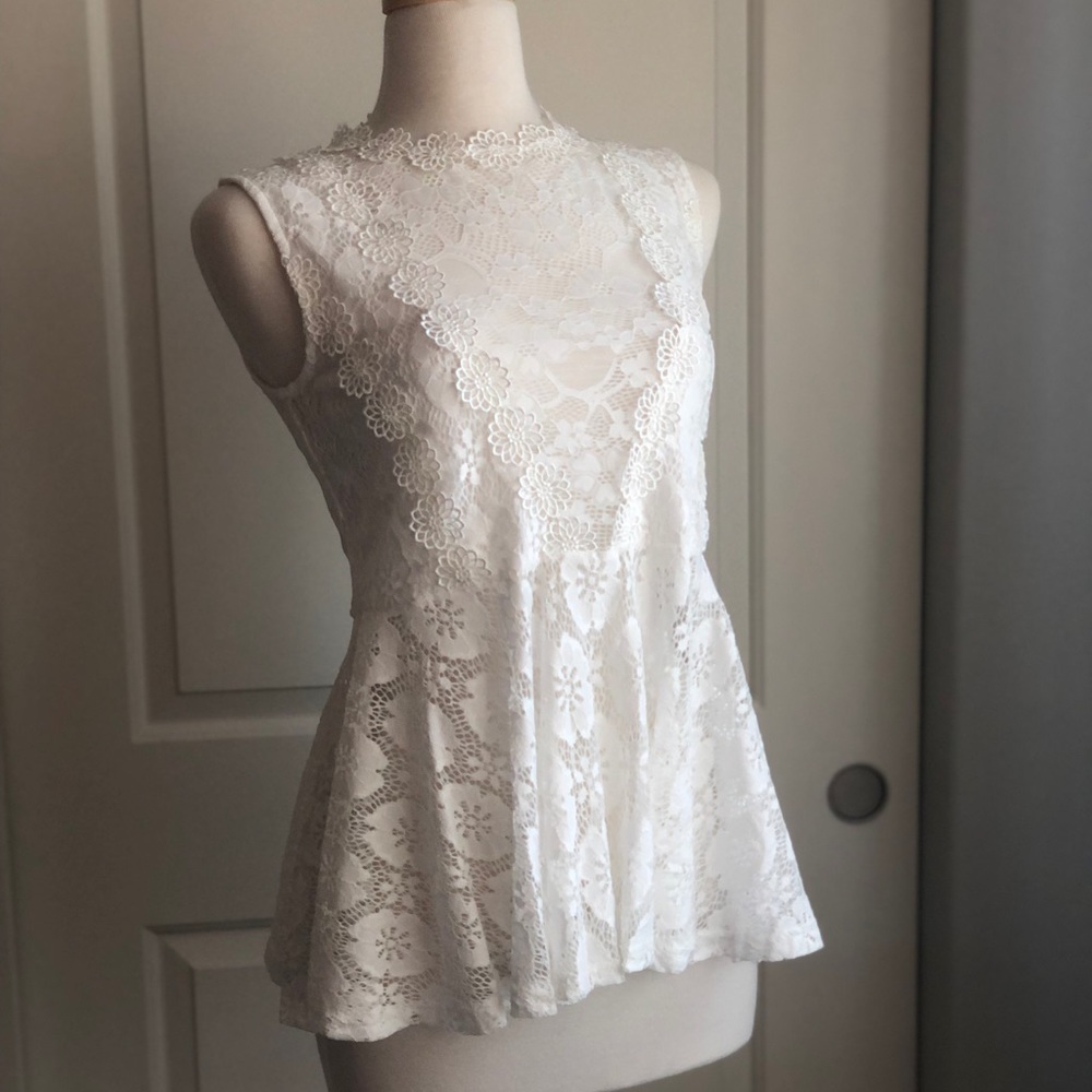Romantic Sleeveless Top
